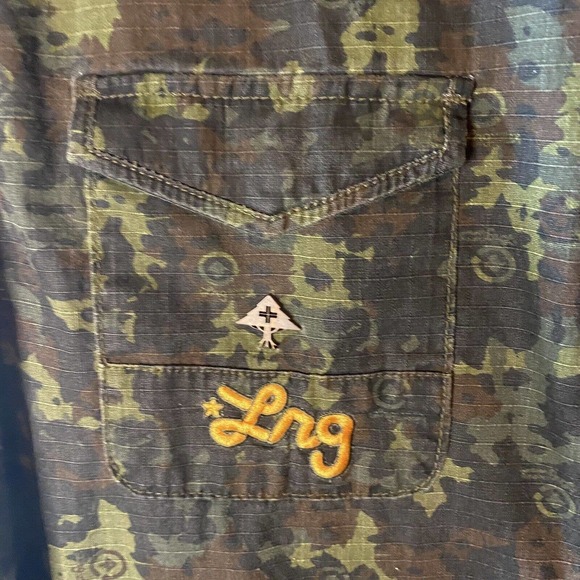LR Geans Men's Camo XLarge Button-Down Short sleeve Shirt‎ - Picture 6 of 7